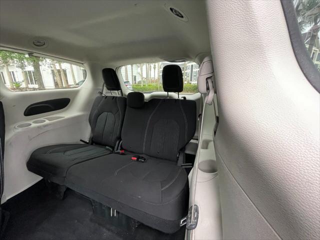 used 2021 Chrysler Voyager car