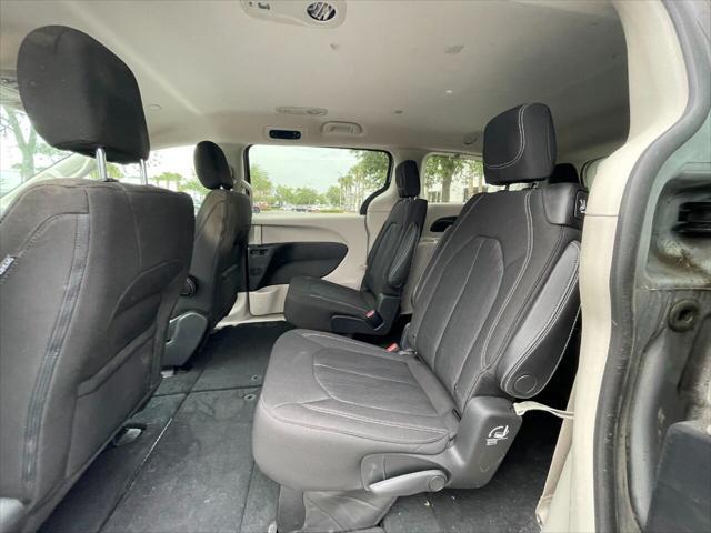 used 2021 Chrysler Voyager car