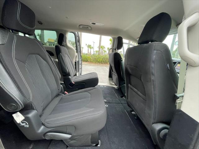 used 2021 Chrysler Voyager car