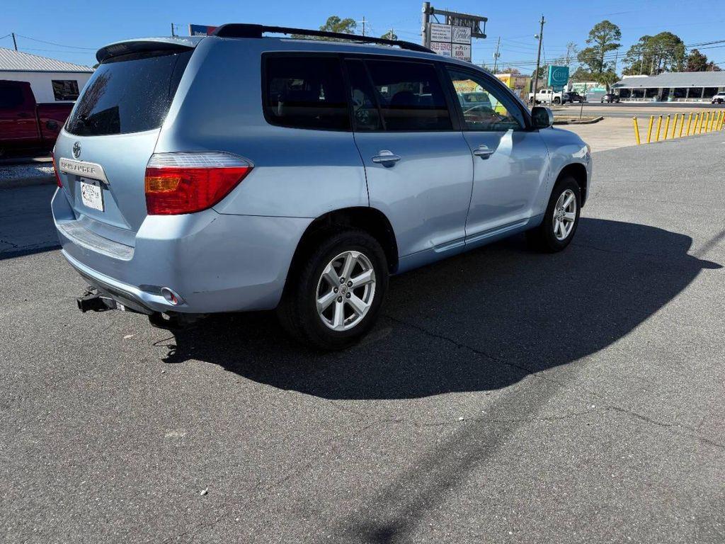 used 2010 Toyota Highlander car, priced at $4,999