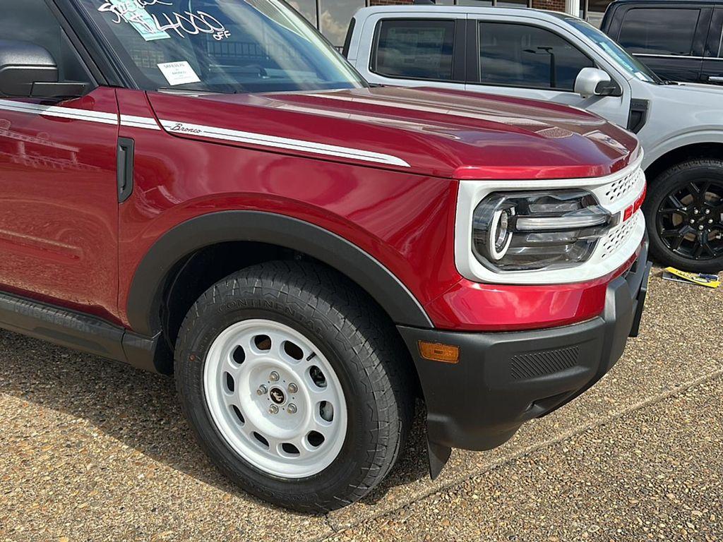 new 2025 Ford Bronco Sport car, priced at $38,382
