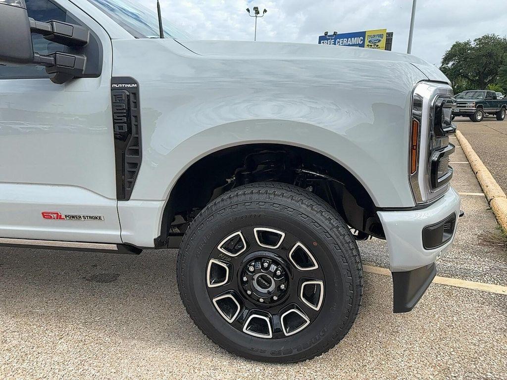 new 2025 Ford F-250 car, priced at $96,980