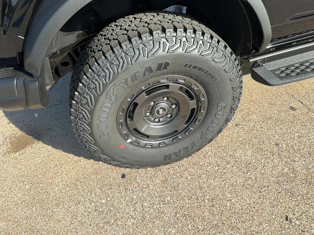 new 2025 Ford Bronco car, priced at $54,071