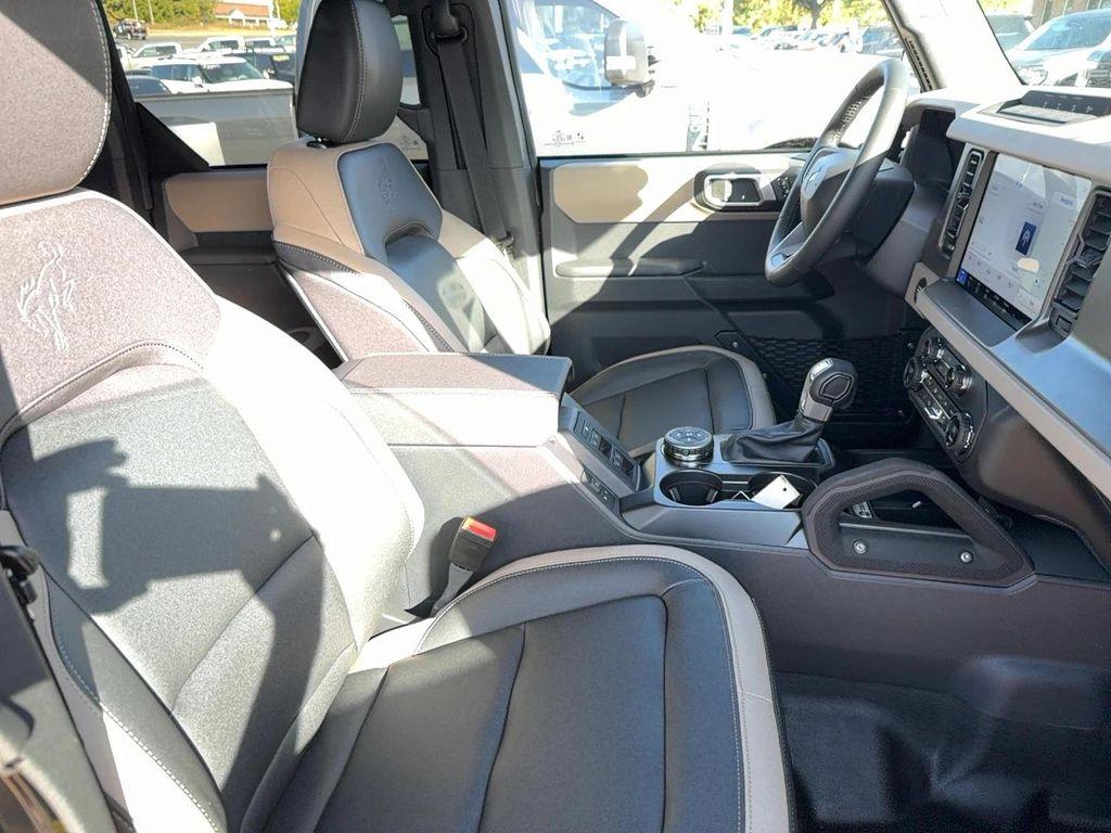 new 2025 Ford Bronco car, priced at $54,071