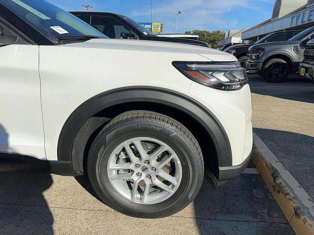 new 2026 Ford Explorer car, priced at $43,073