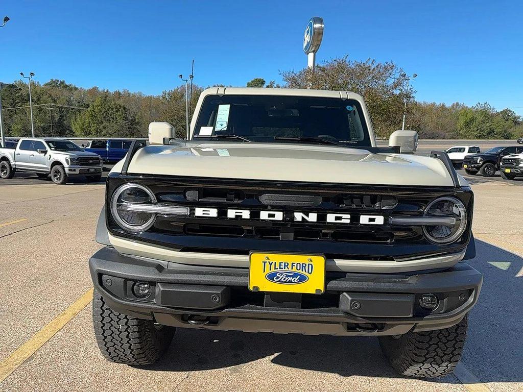 new 2025 Ford Bronco car, priced at $57,978