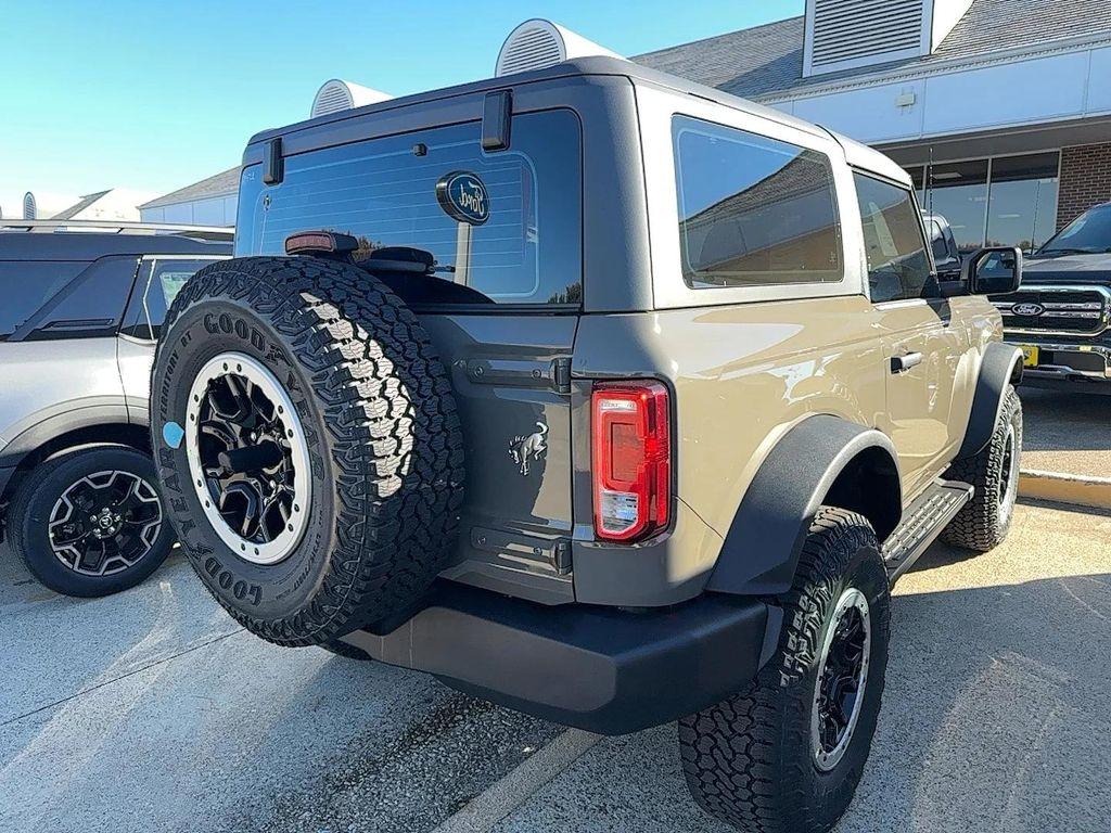 new 2025 Ford Bronco car, priced at $49,039