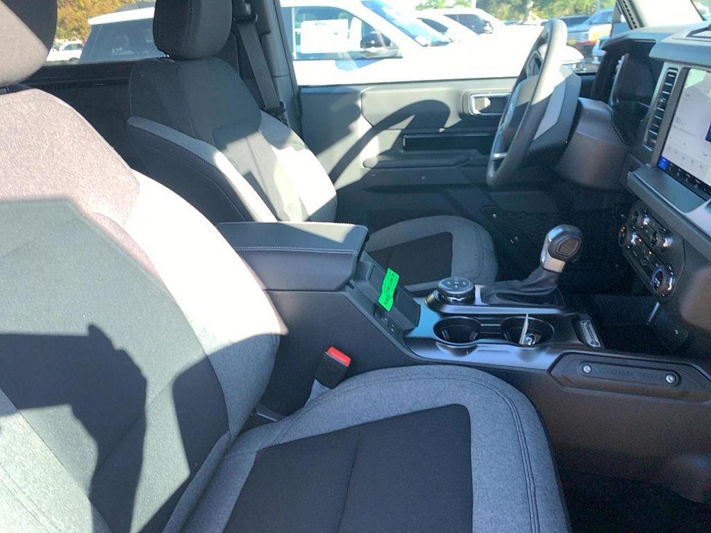 new 2025 Ford Bronco car, priced at $47,275