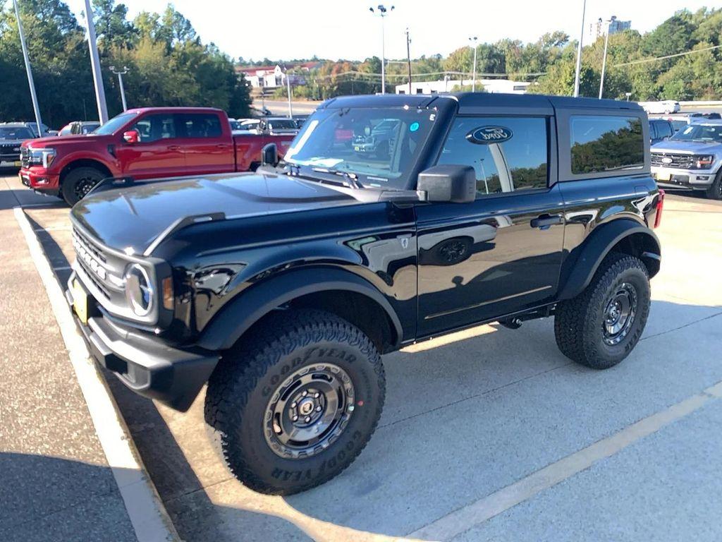 new 2025 Ford Bronco car, priced at $47,275