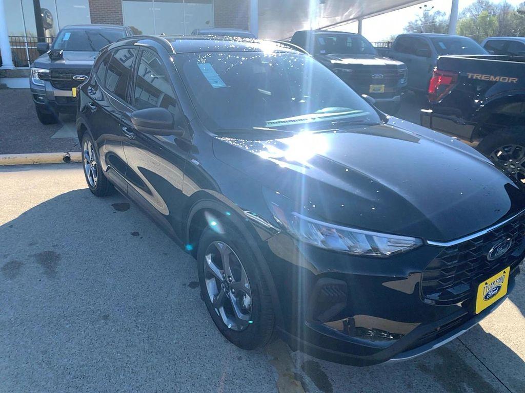 new 2025 Ford Escape car, priced at $27,759