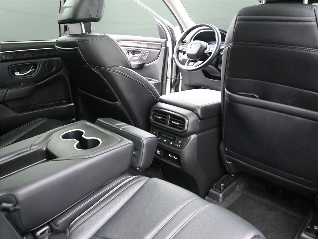 used 2023 Honda Pilot car, priced at $41,000