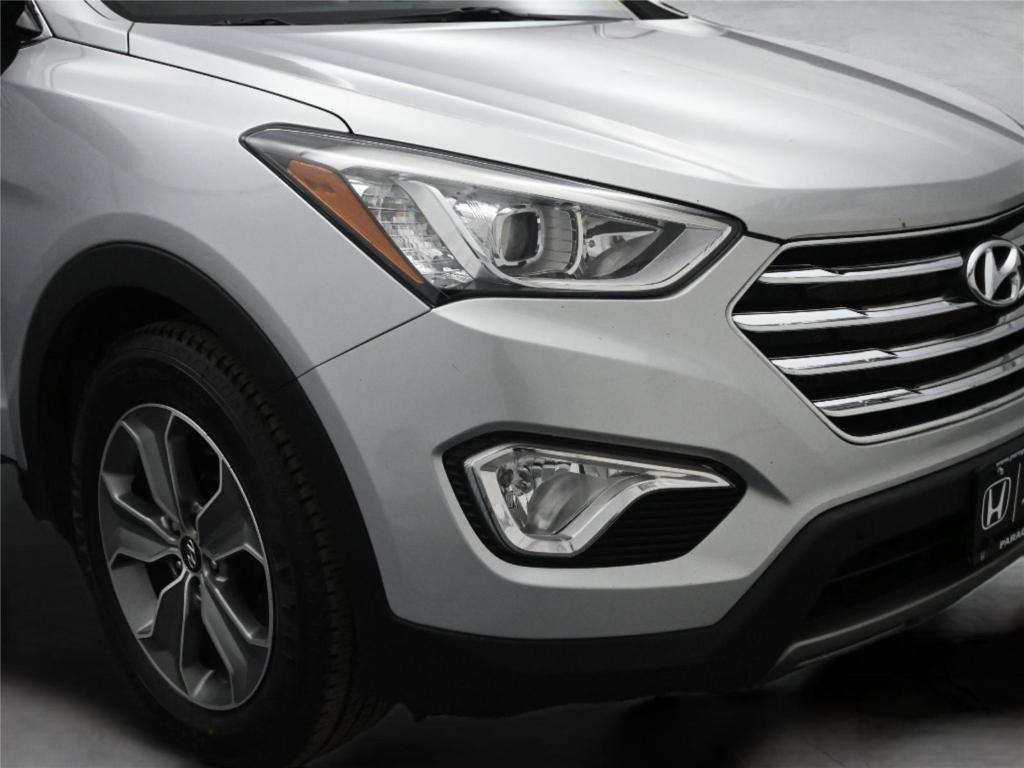 used 2014 Hyundai Santa Fe car, priced at $9,500