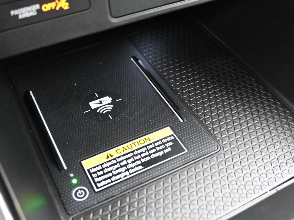 used 2024 Honda CR-V Hybrid car, priced at $33,000