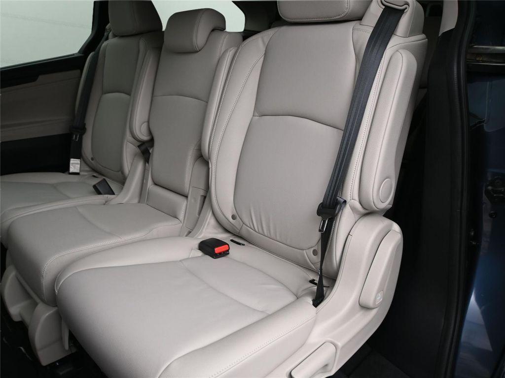 used 2025 Honda Odyssey car, priced at $40,250