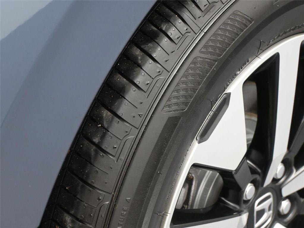 used 2025 Honda Odyssey car, priced at $40,250