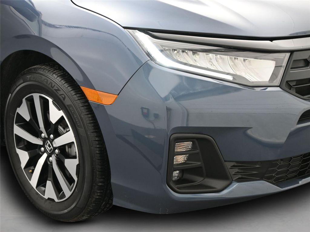 used 2025 Honda Odyssey car, priced at $40,250
