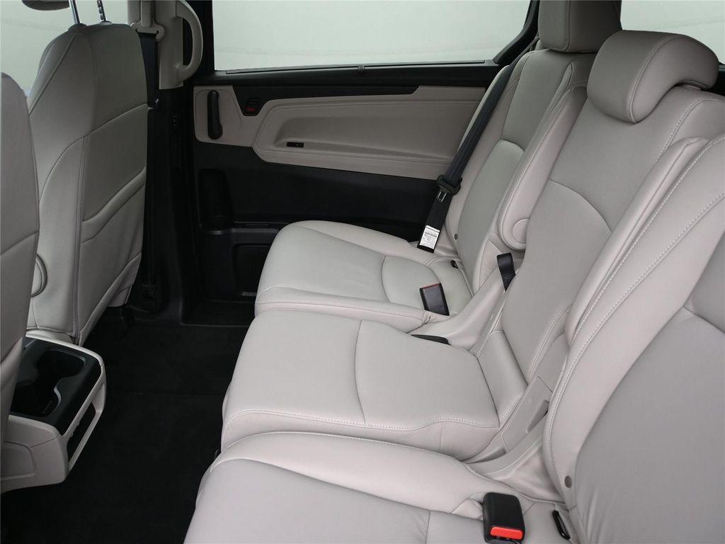 used 2025 Honda Odyssey car, priced at $40,250