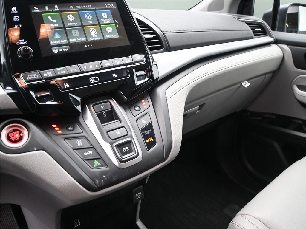 used 2024 Honda Odyssey car, priced at $32,500