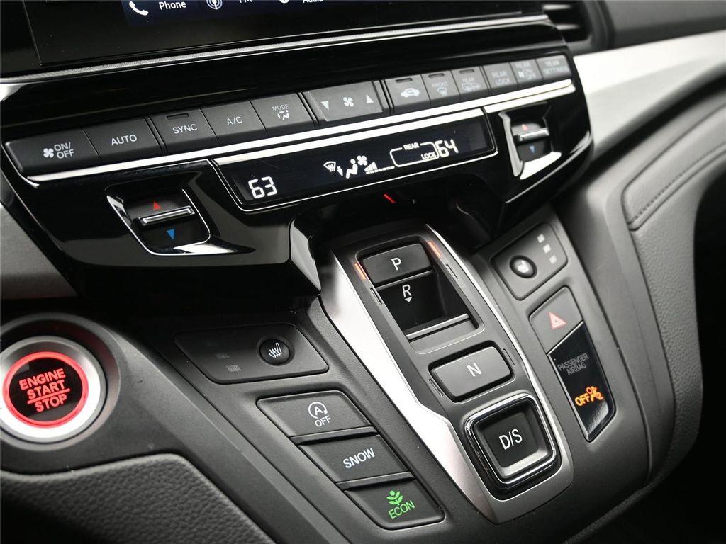 used 2025 Honda Odyssey car, priced at $36,700