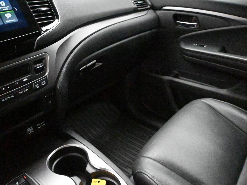 used 2021 Honda Pilot car, priced at $25,500