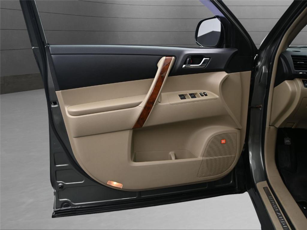 used 2012 Toyota Highlander car, priced at $9,000