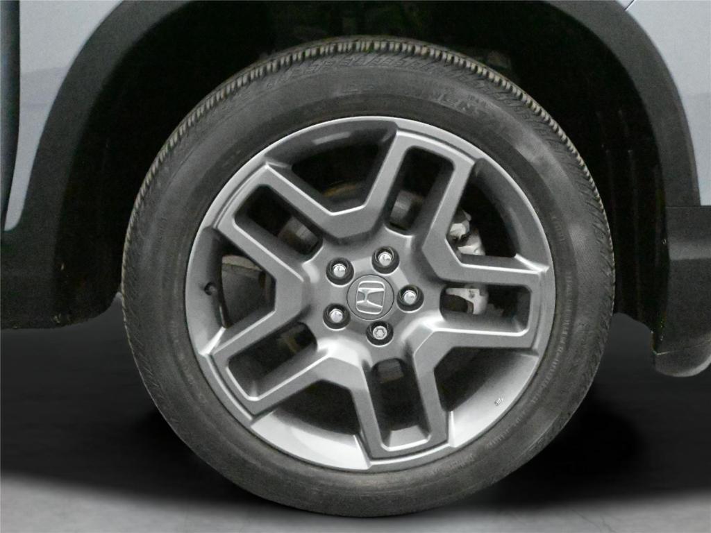 used 2023 Honda Passport car, priced at $28,000