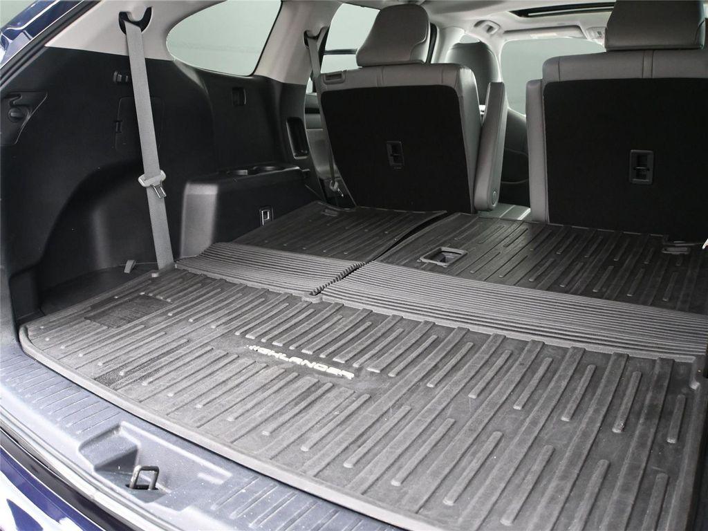 used 2021 Toyota Highlander car, priced at $24,700