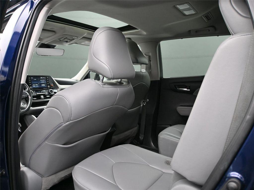 used 2021 Toyota Highlander car, priced at $24,700