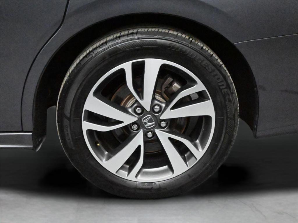 used 2024 Honda Odyssey car, priced at $36,500