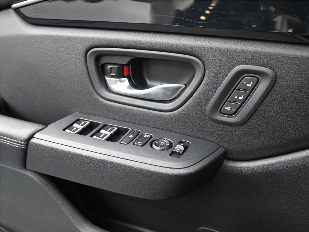 used 2023 Honda Pilot car, priced at $35,700