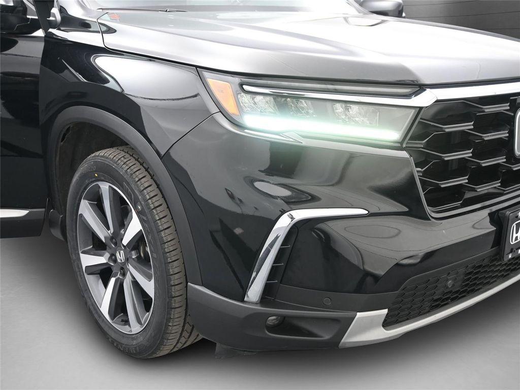 used 2023 Honda Pilot car, priced at $35,700