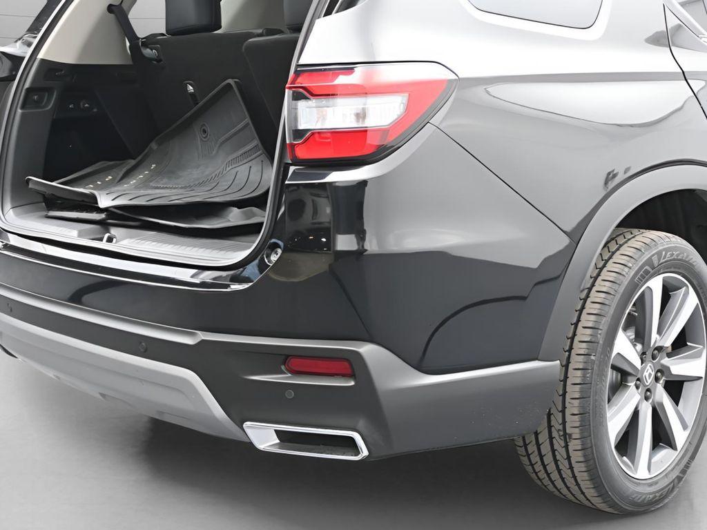 used 2023 Honda Pilot car, priced at $35,700