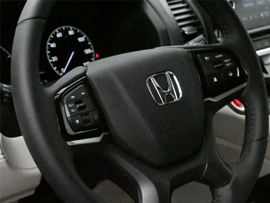 used 2025 Honda Odyssey car, priced at $37,850