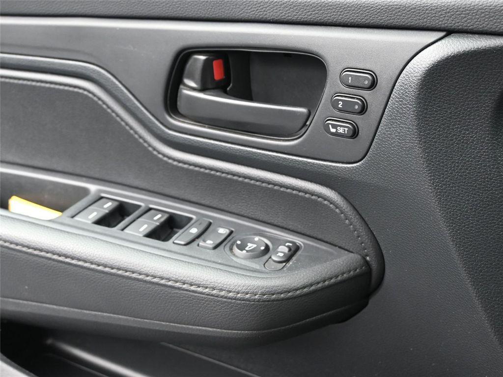 used 2023 Honda Odyssey car, priced at $29,000