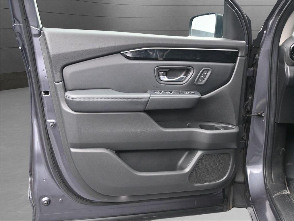 used 2023 Honda Pilot car, priced at $36,200