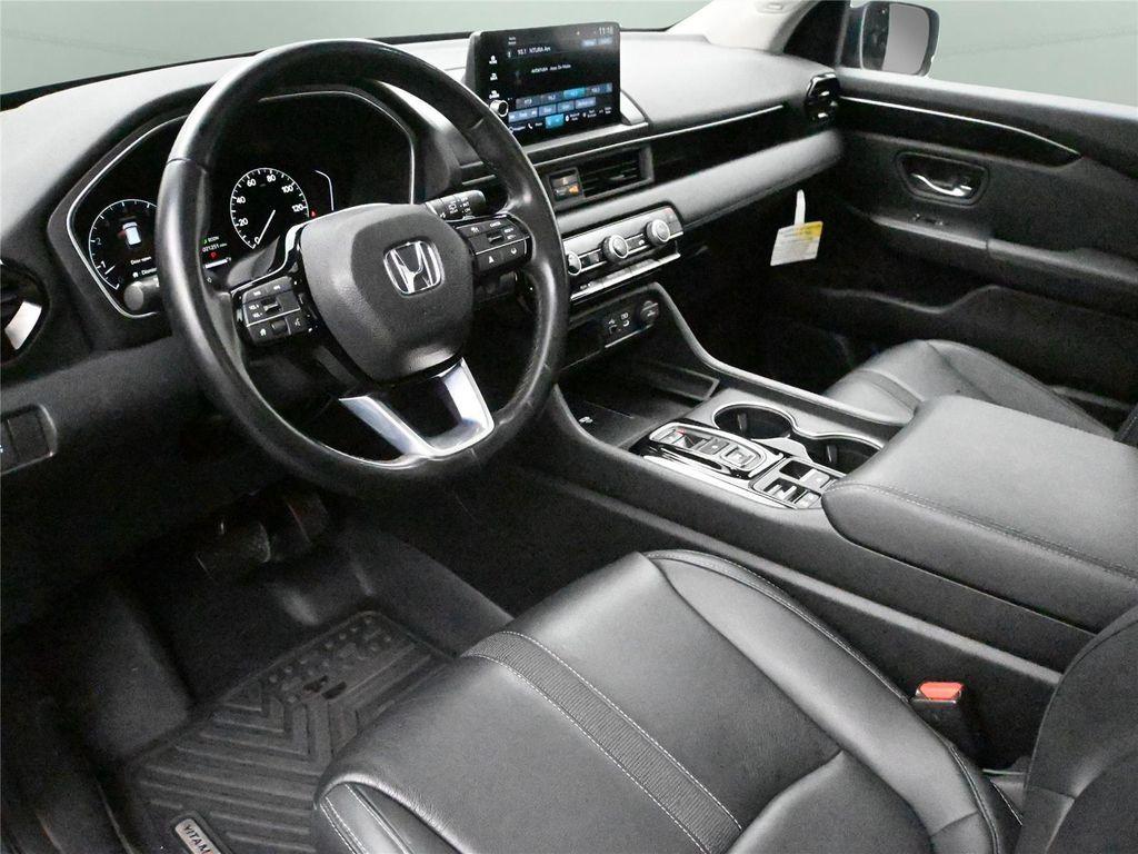 used 2023 Honda Pilot car, priced at $36,200