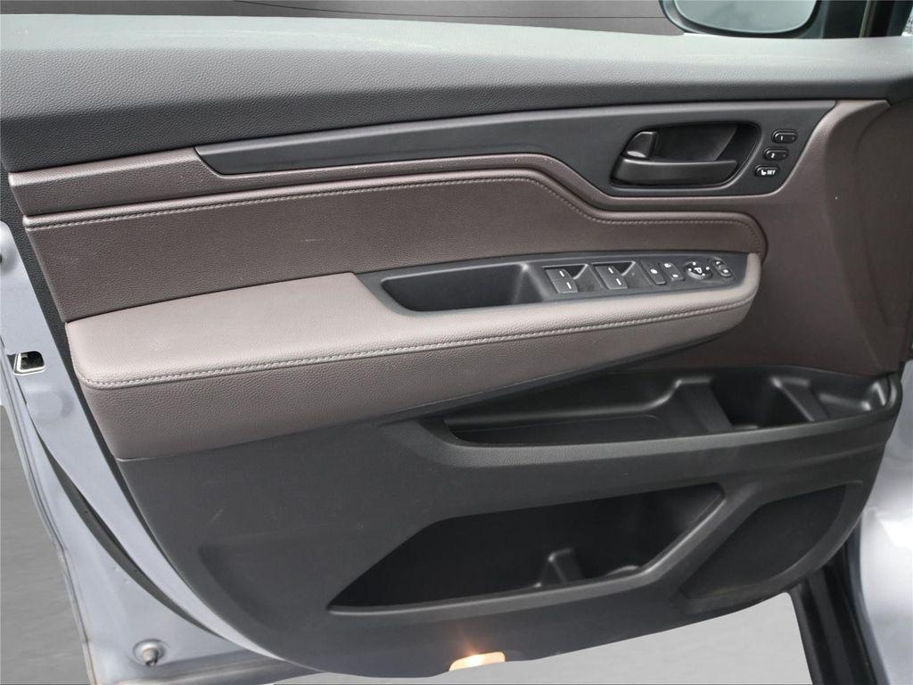 used 2024 Honda Odyssey car, priced at $34,400