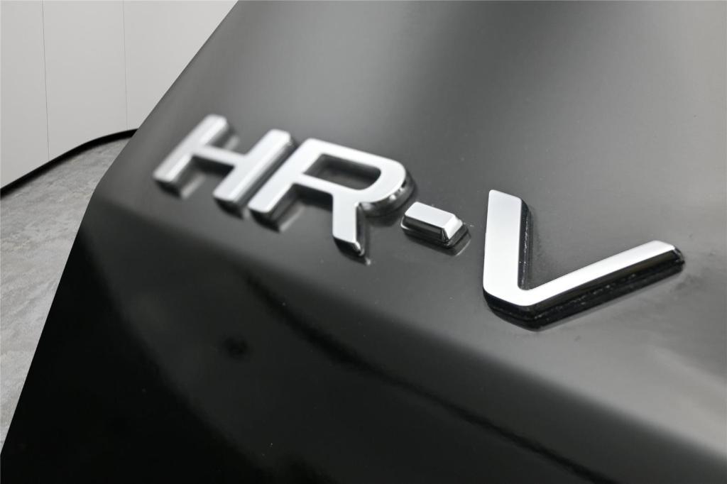used 2025 Honda HR-V car, priced at $29,200