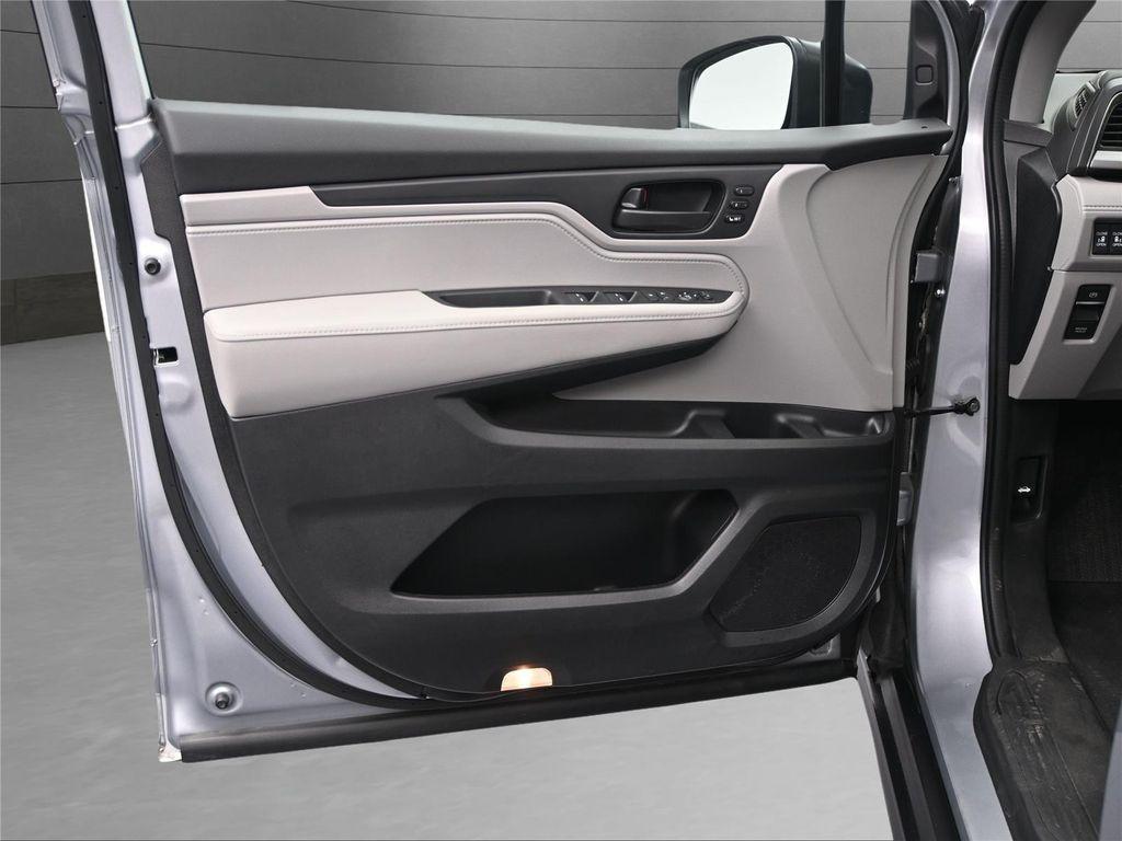 used 2024 Honda Odyssey car, priced at $34,200