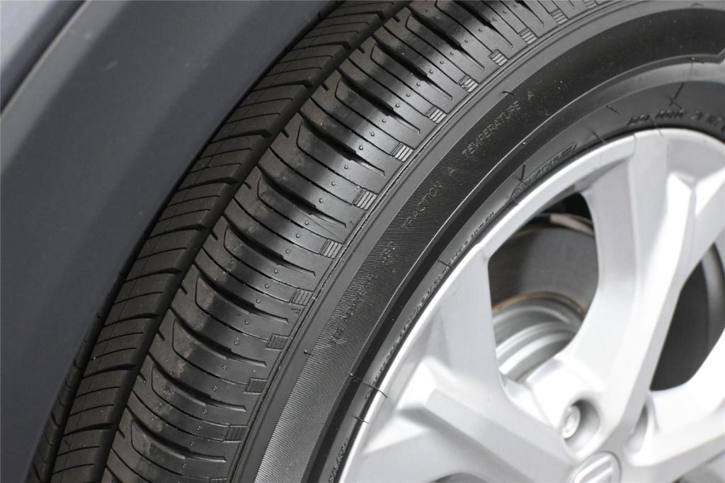 used 2025 Honda HR-V car, priced at $24,500