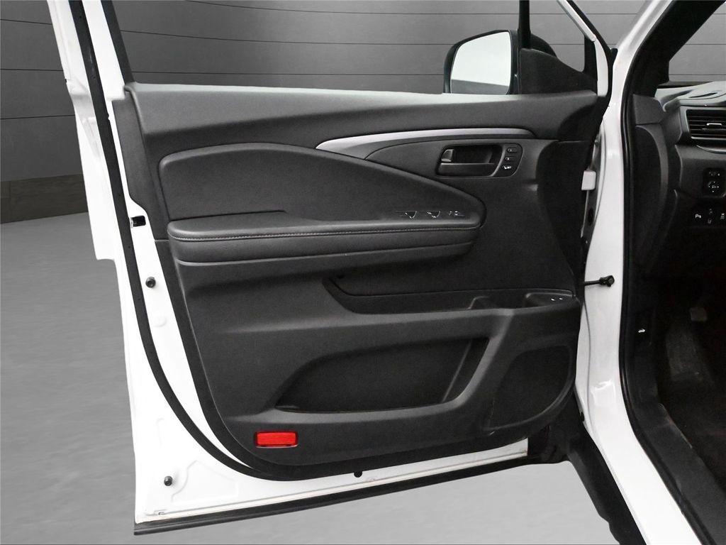 used 2023 Honda Passport car, priced at $24,700