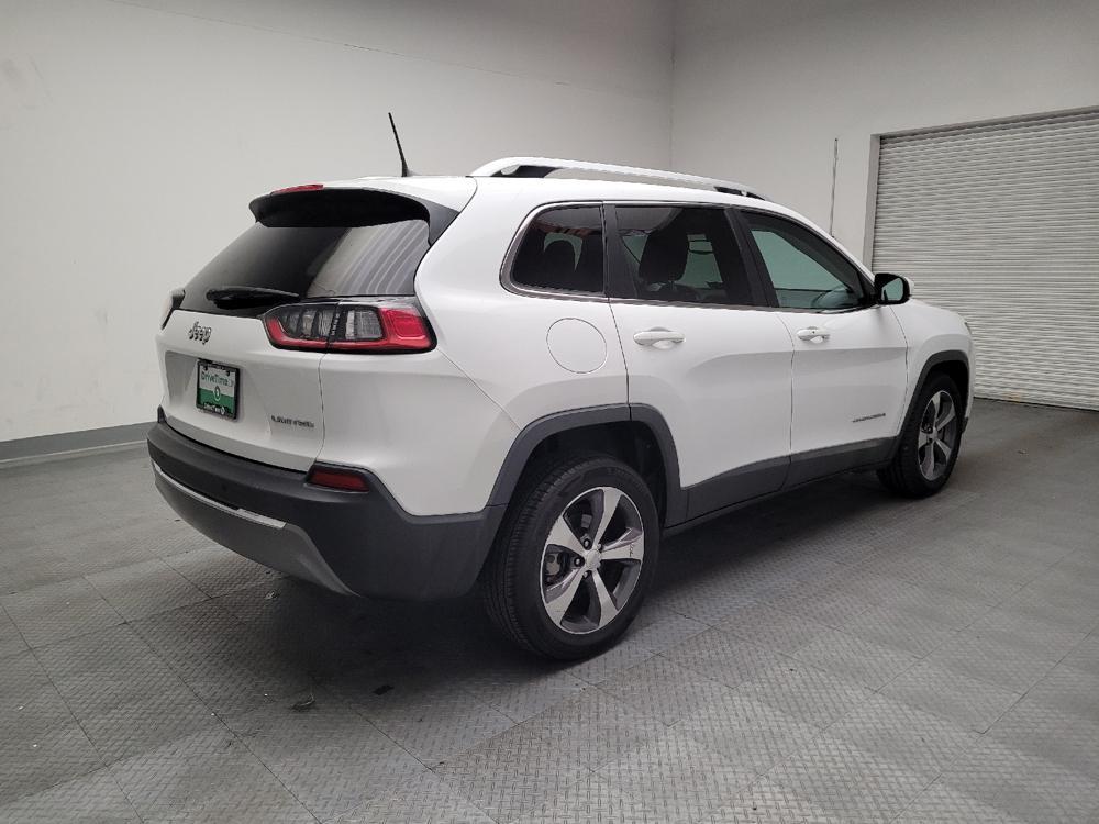 used 2019 Jeep Cherokee car, priced at $18,495
