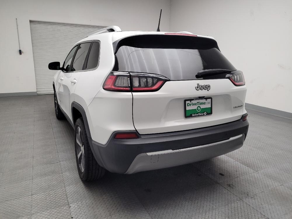 used 2019 Jeep Cherokee car, priced at $18,495
