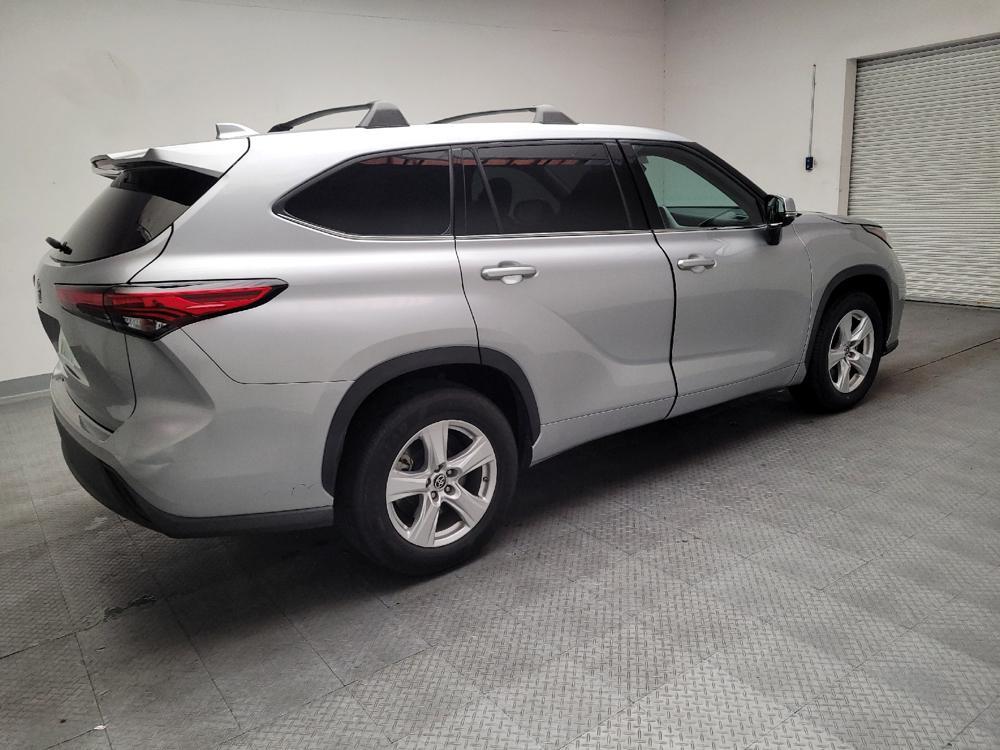 used 2021 Toyota Highlander car, priced at $23,595