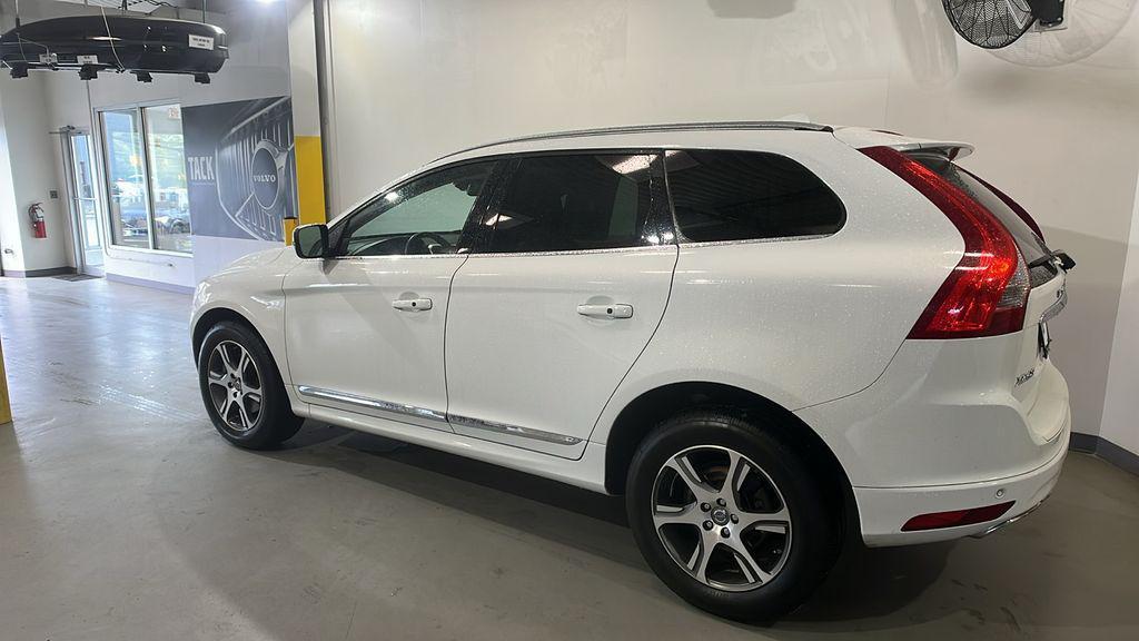 used 2015 Volvo XC60 car, priced at $10,995