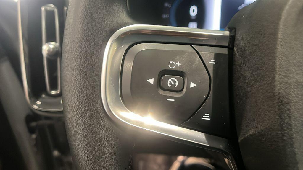 used 2025 Volvo XC40 car, priced at $28,995