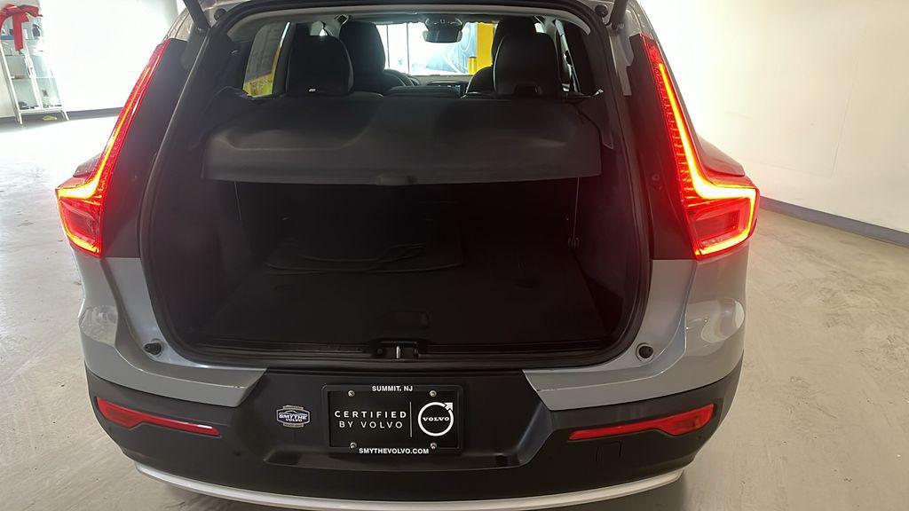 used 2025 Volvo XC40 car, priced at $28,995