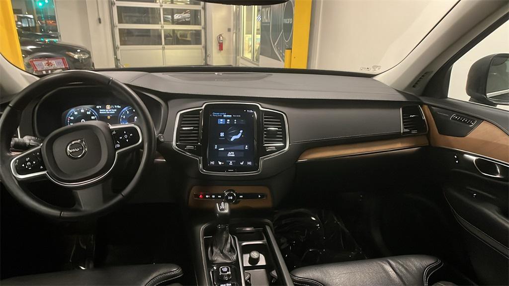 used 2019 Volvo XC90 car, priced at $27,795