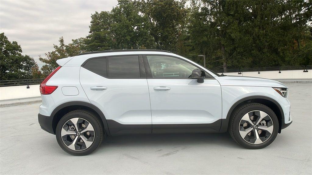 new 2026 Volvo XC40 car, priced at $50,260