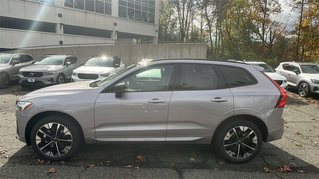 new 2026 Volvo XC60 car, priced at $57,985